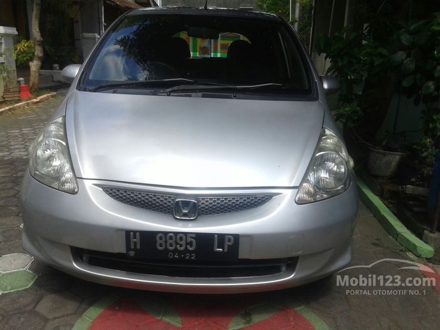 Jual Mobil  Honda  Jazz 2006 i DSI 1 5 di Jawa Tengah 