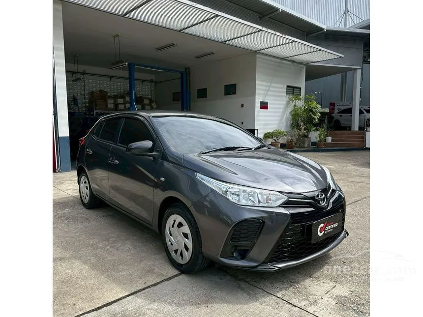 2022 Toyota YARIS Entry Hatchback