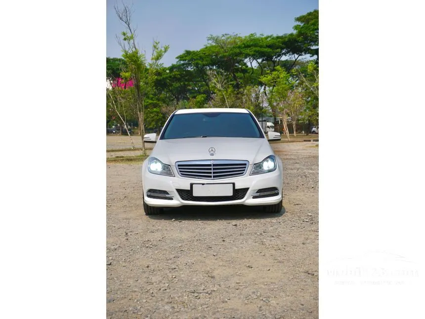 2013 Mercedes-Benz C200 CGI Sedan