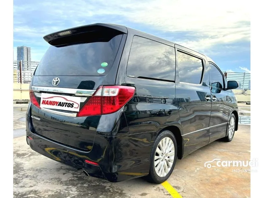 2013 Toyota Alphard SC MPV