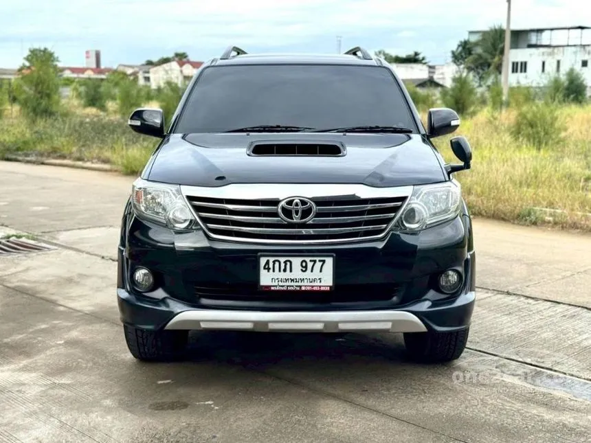 2013 Toyota FORTUNER V SUV