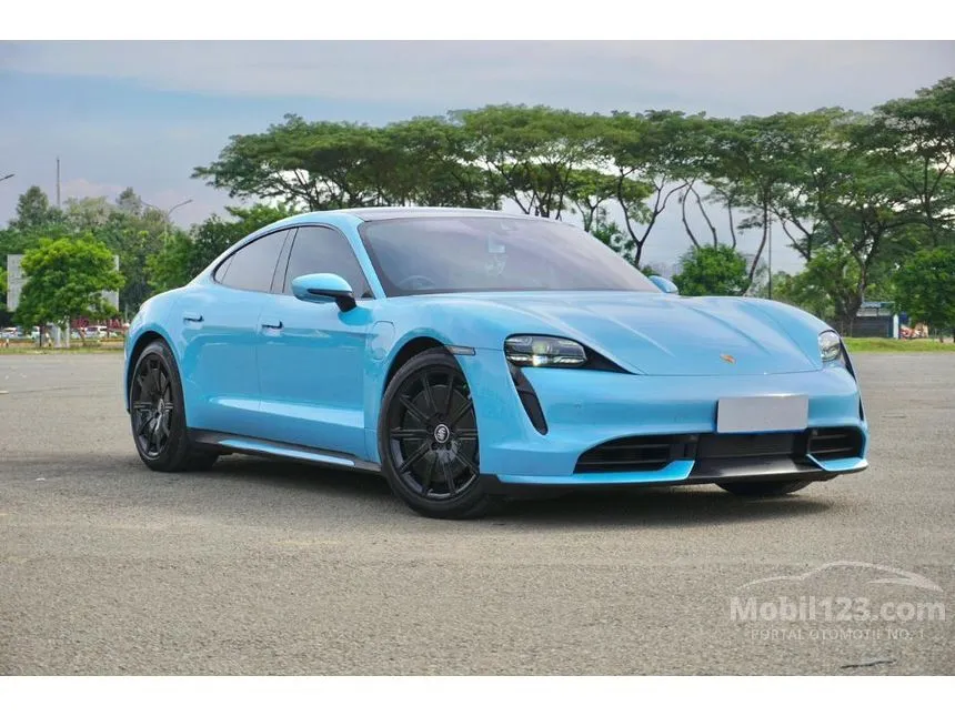 2021 Porsche Taycan Turbo Sedan