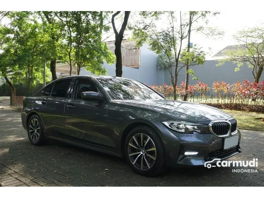 Jual Mobil BMW 320i 2021 Dynamic 2.0 di Banten Automatic Sedan Abu
