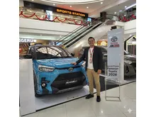 2026 Toyota Raize 1.0 GR Sport TSS (2 Tone) SUV Warna Biru Hitam Harga Termurah