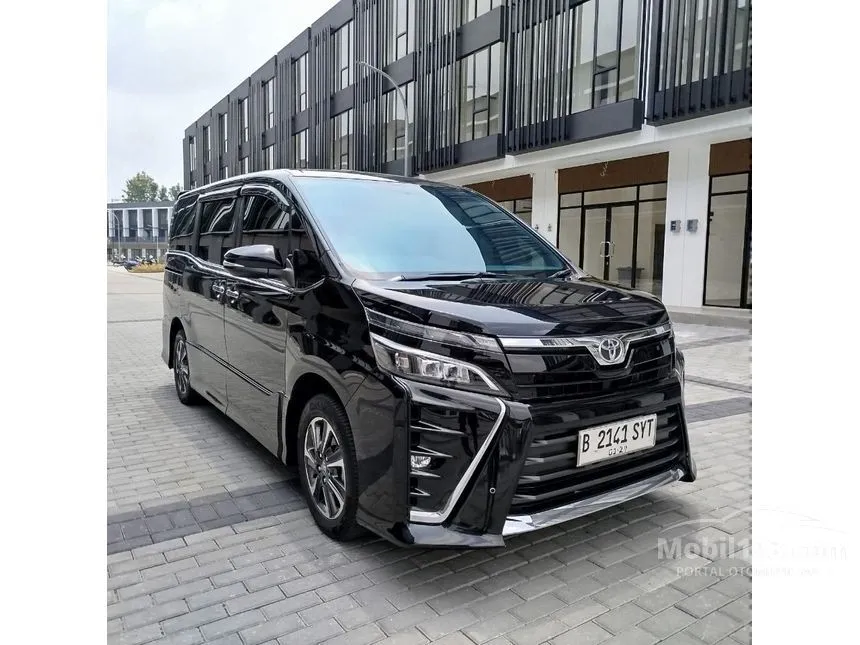 Jual Mobil Toyota Voxy 2018 2.0 di Banten Automatic Wagon Hitam Rp 333.000.000