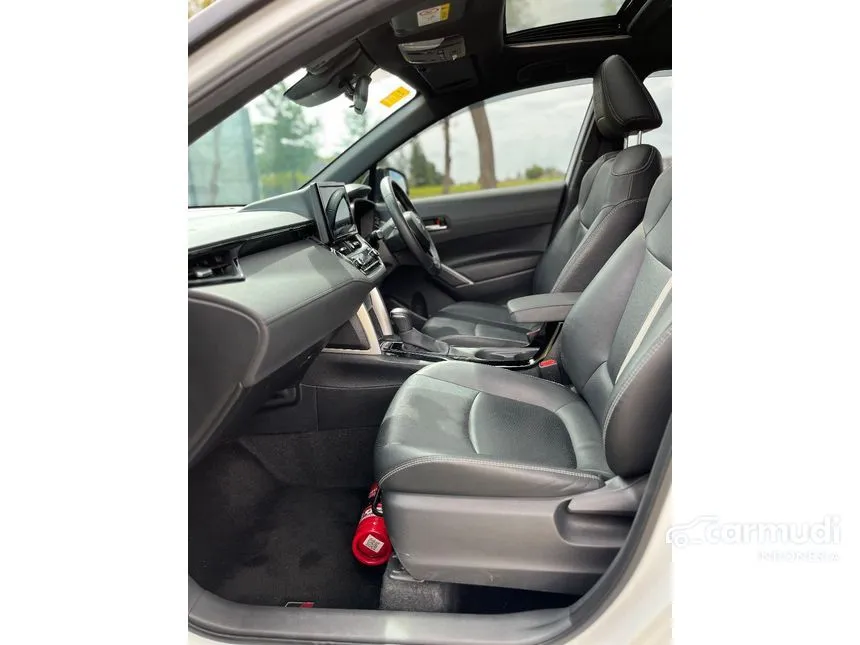 2023 Toyota Corolla Cross GR-S HV SUV