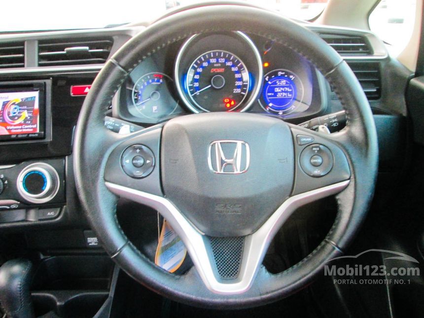 Jual Mobil Honda Jazz 2014 RS 1.5 di DKI Jakarta Automatic Hatchback