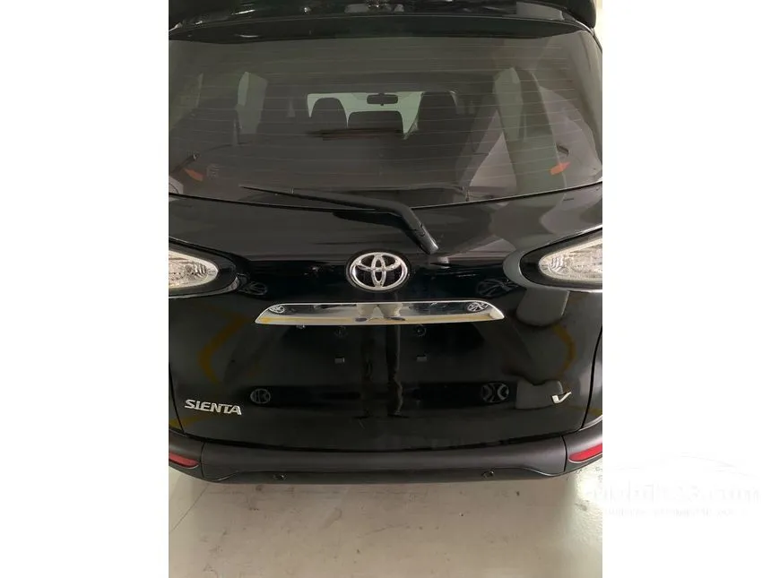 2021 Toyota Sienta V MPV