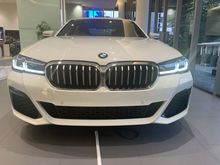 2021 BMW 520i 2.0 M Sport Sedan READY STOCK