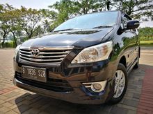 Kijang Innova 2.0G Lux AT 2012