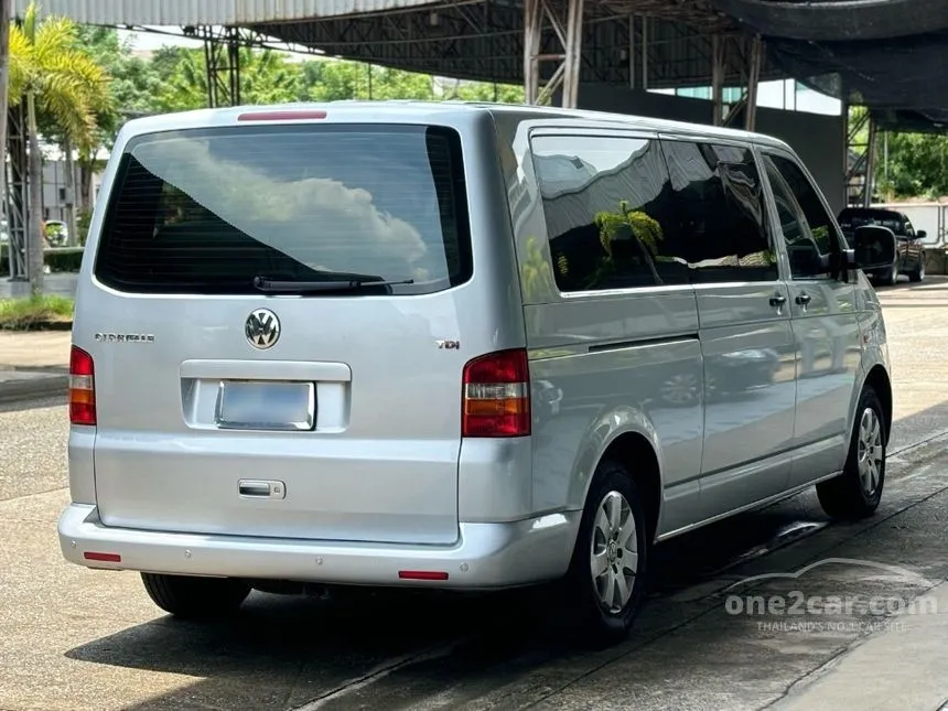 2007 Volkswagen CARAVELLE Executive Van