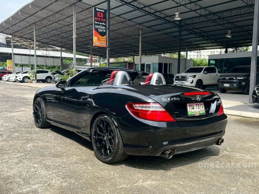 2015 Mercedes-Benz SLK200 AMG Dynamic BlueEFFICIENCY Convertible