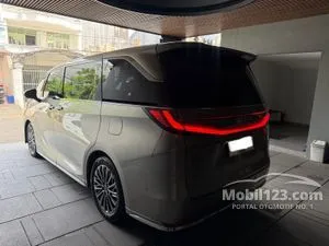 2025 Lexus LM 350h 2.5 7 Seater MPV