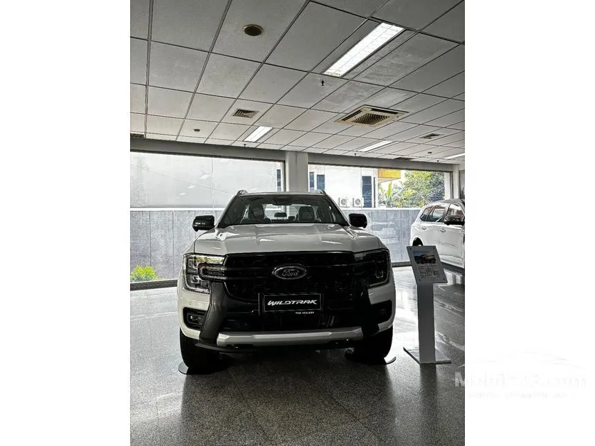 Jual Mobil Ford Ranger 2024 Wildtrak Dual Cab 2.0 di Bangka Belitung Automatic Pick