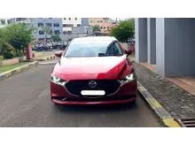 2023 Mazda 3 2.0 SKYACTIV-G Sedan sunroof merah km 28 ribuan