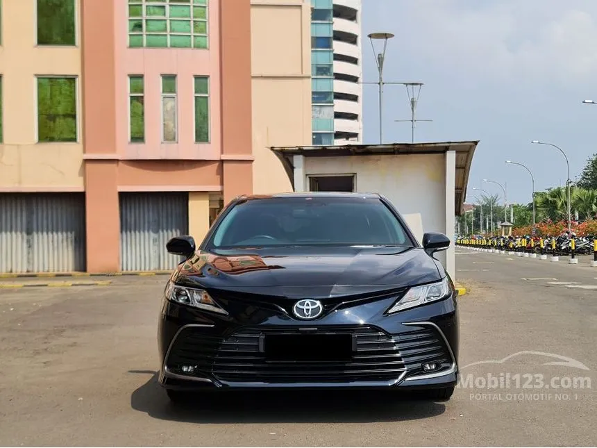 Jual Mobil Toyota Camry 2022 V 2.5 di Banten Automatic Sedan Hitam Rp 509.000.000