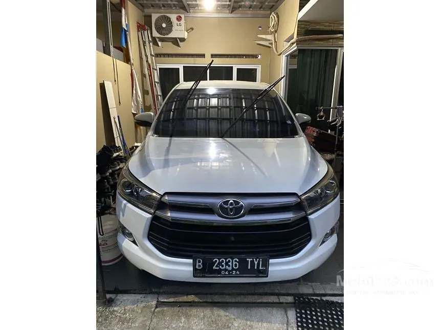 Jual Mobil Toyota Kijang Innova 2018 V 2.4 di DKI Jakarta Manual MPV Putih Rp 336.000.000