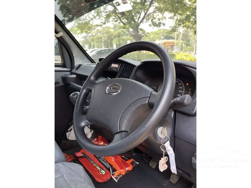 2023 Daihatsu Gran Max STD ACPS Single Cab Pick-up