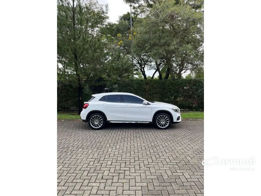 2019 Mercedes-Benz GLA200 AMG Line SUV