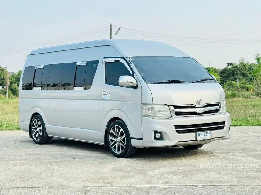 2011 Toyota HIACE D4D Van