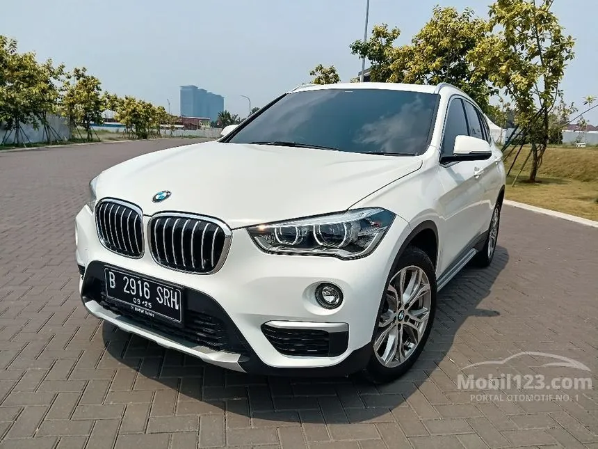 Jual Mobil BMW X1 2019 sDrive18i xLine 1.5 di Banten Automatic SUV Putih Rp 539.000.000