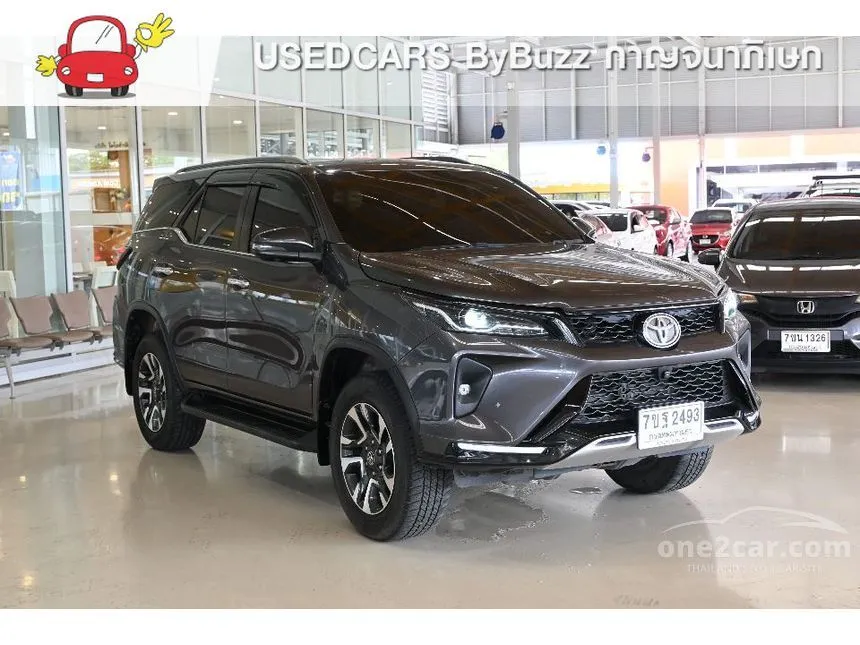 2023 Toyota FORTUNER Leader V SUV