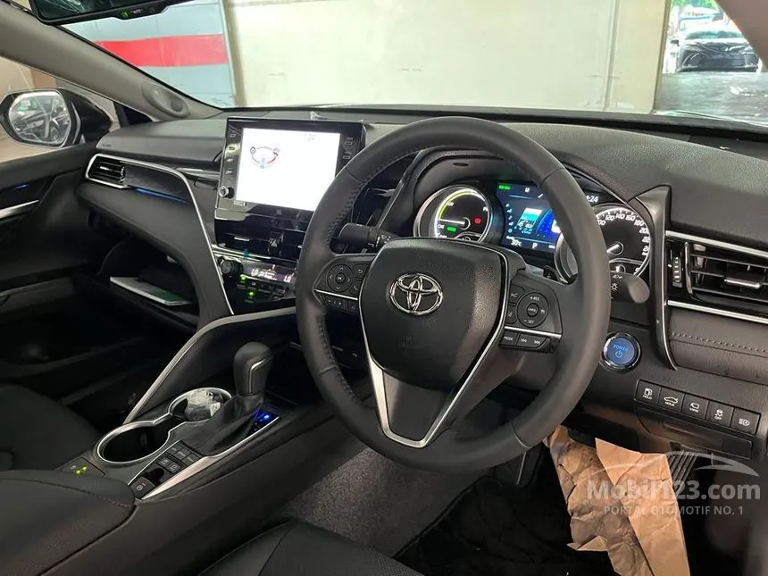 2022 Toyota Camry HV TSS 2 Sedan