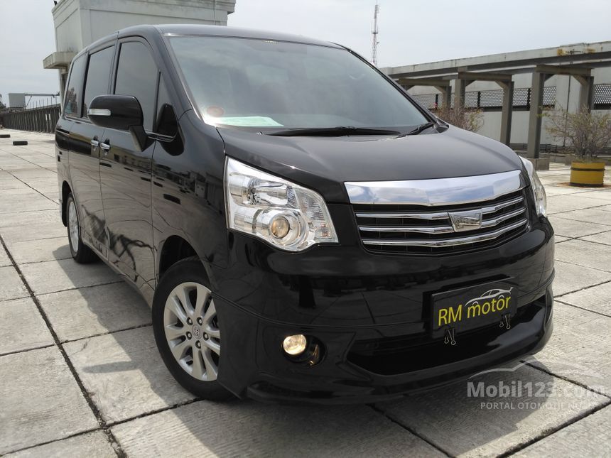 Jual Mobil Toyota NAV1 2014 V Limited 2.0 di DKI Jakarta 