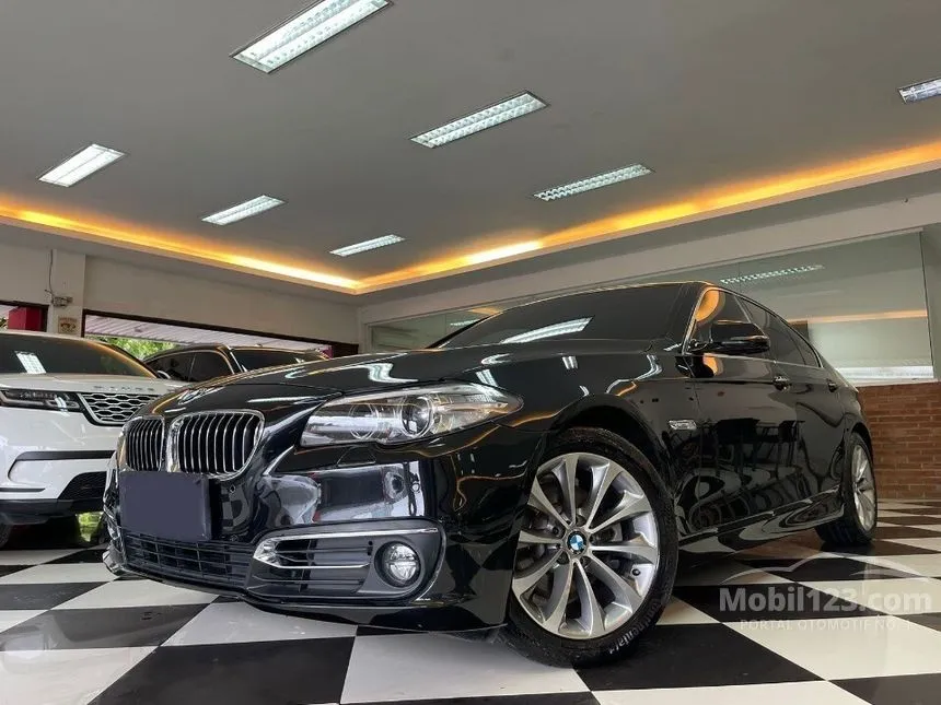 Jual Mobil BMW 520i 2017 Luxury 2.0 di DKI Jakarta Automatic Sedan Hitam Rp 455.000.000
