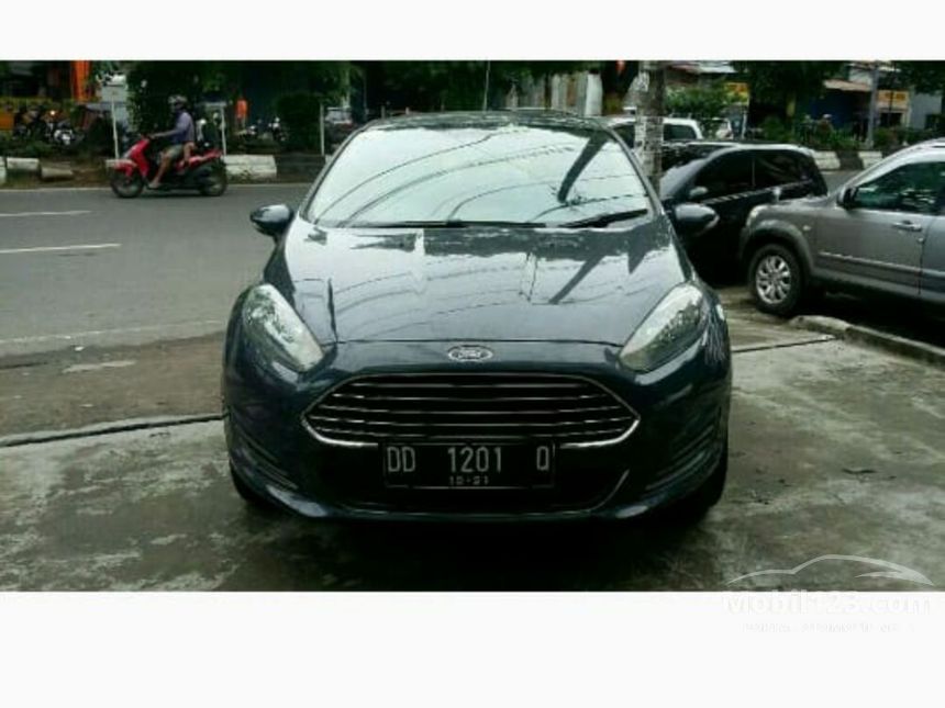 Jual Mobil  Ford  Fiesta  2014 Trend 1 5 di Sulawesi Selatan 