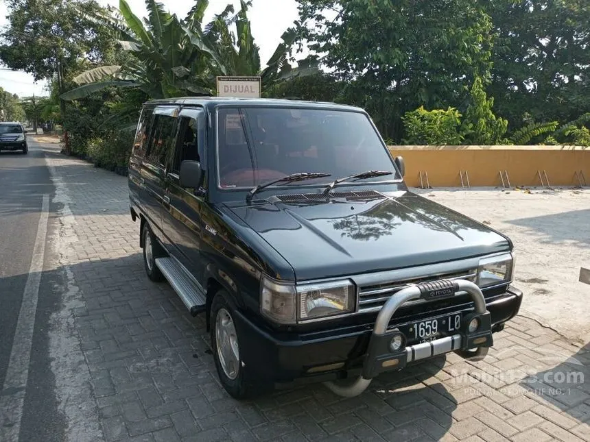 Jual Mobil Toyota Kijang 1995 1.8 di Jawa Timur Manual MPV Minivans Abu