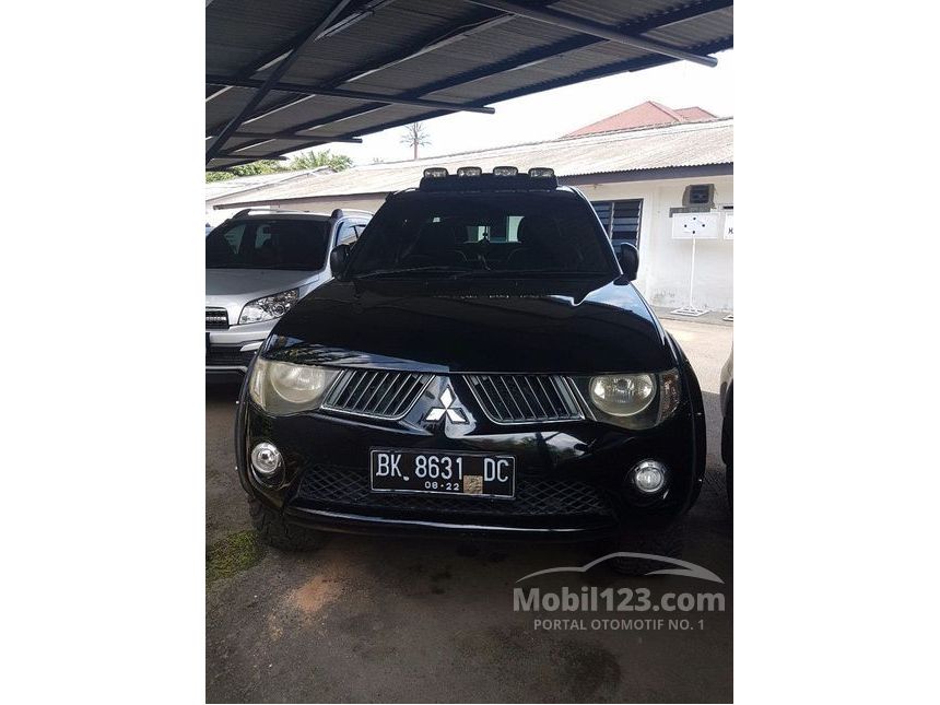 Jual Mobil Mitsubishi Strada Triton 2008 2.8 Manual 2.8 di 