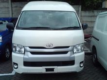 2016 Toyota Hiace 2.5 High Grade Commuter Bandung Jakarta Travel Pariwisata