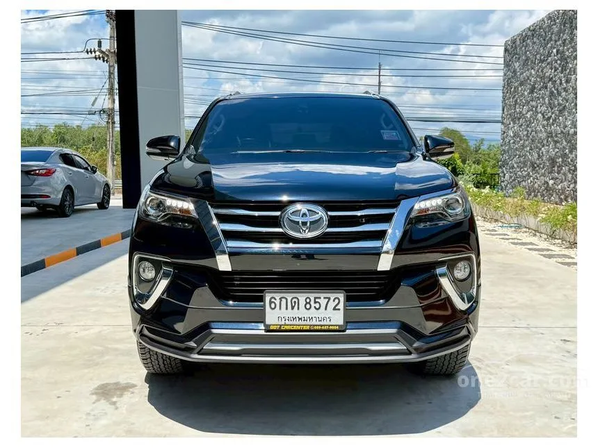 2017 Toyota FORTUNER V SUV