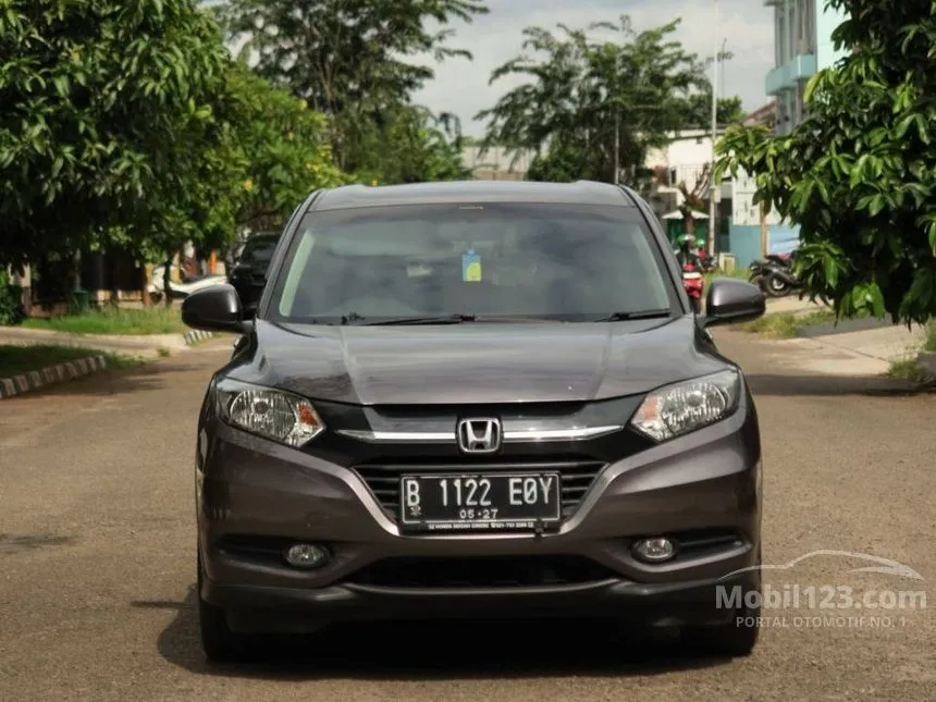 Jual Mobil Honda HR
