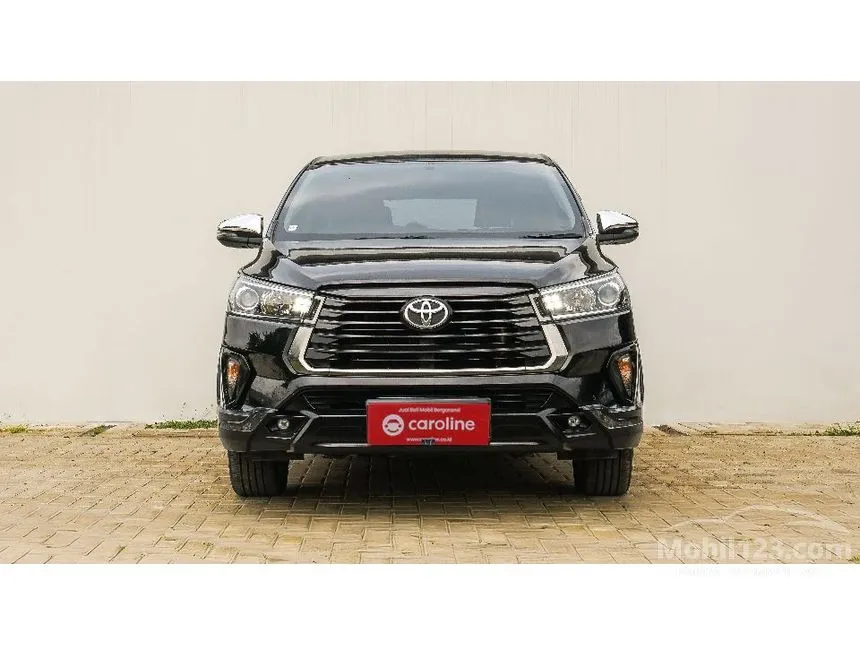 2022 Toyota Kijang Innova Venturer MPV