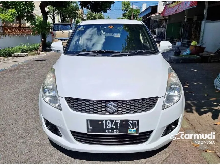Jual Mobil Suzuki Swift 2015 GX 1.4 di Jawa Timur Automatic Hatchback Putih Rp 155.000.000