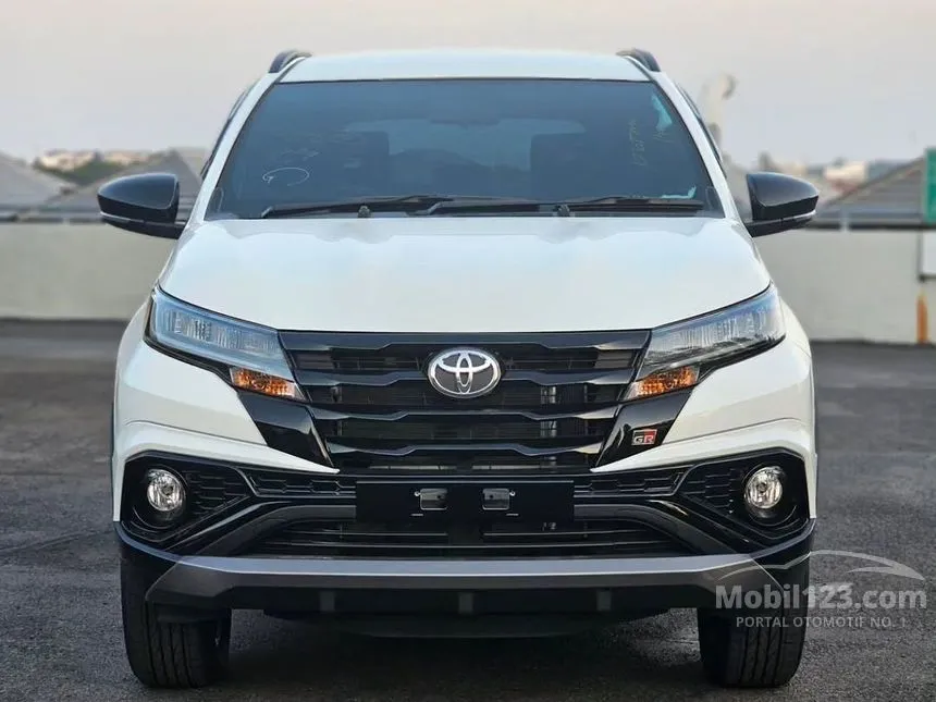 Jual Mobil Toyota Rush 2025 GR Sport 1.5 di Sumatera Selatan Manual SUV Putih Rp 233.500.000