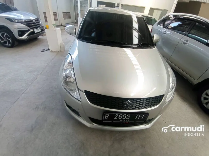 Jual Mobil Suzuki Swift 2014 GX 1.4 di DKI Jakarta Manual Hatchback Silver Rp 121.000.000