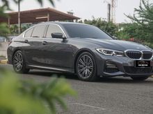 2020 BMW 330i 2.0 M Sport Sedan low odo, seperti baru, body sudah dilapisi Vkool PPF, mulus, seperti baru..