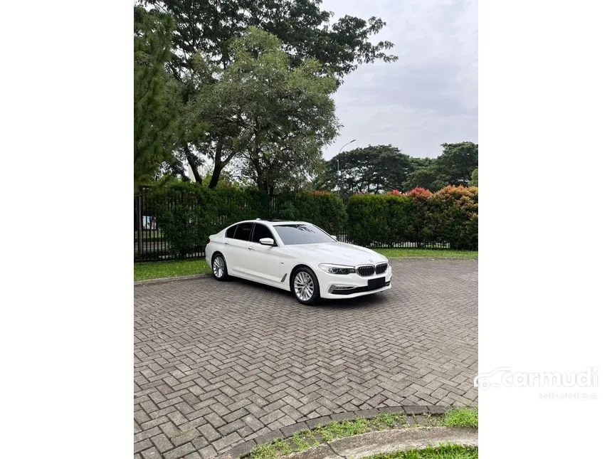 Jual Mobil BMW 530i 2018 Luxury 2.0 di DKI Jakarta Automatic Sedan Putih Rp 595.000.000