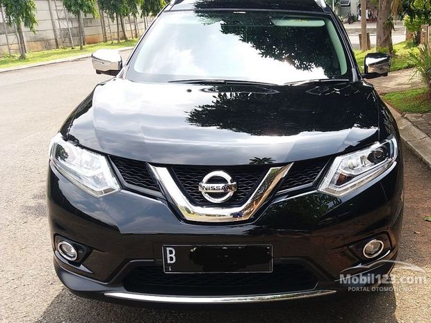 Nissan Mobil bekas dijual di Dki-jakarta (Indonesia) - Dari 75 Mobil di