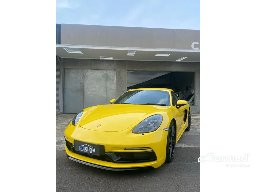 2023 Porsche 718 Cayman S Coupe