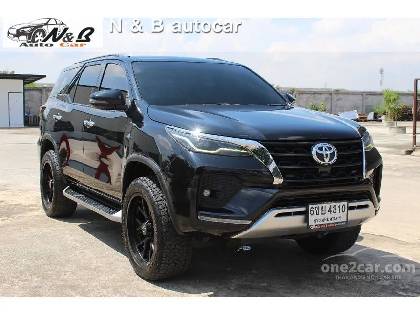2022 Toyota FORTUNER V SUV