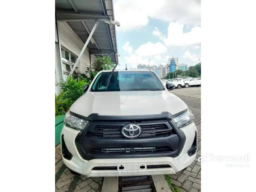 Jual Mobil Toyota Hilux 2023 E Dual Cab 2.4 di DKI Jakarta Manual Pick