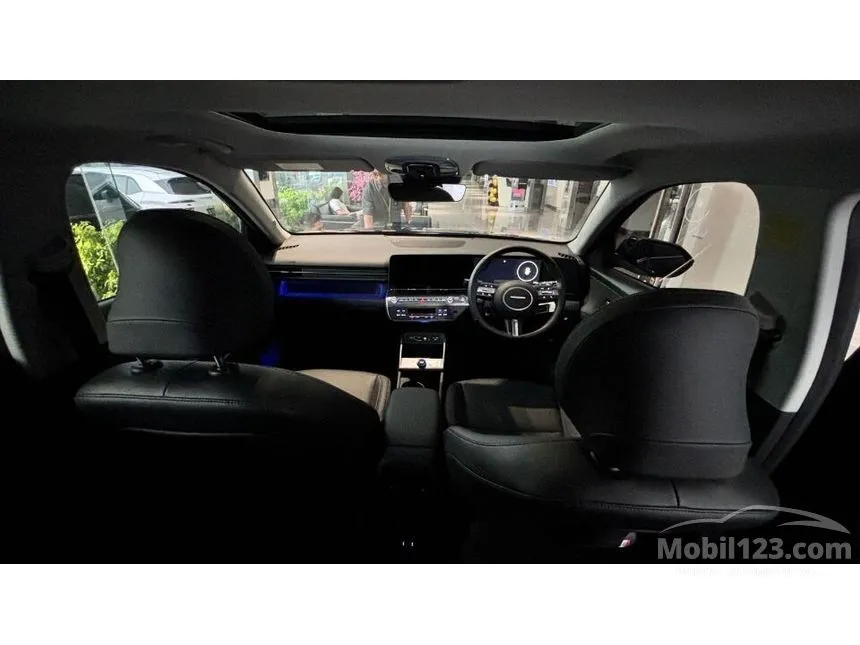 Jual Mobil Hyundai Kona 2024 Electric Long Range Signature di DKI Jakarta Automatic Wagon Hitam Rp 590.000.000