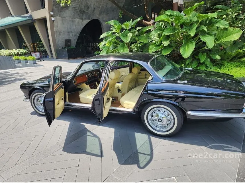 1971 Jaguar XJ6 Saloon Sedan