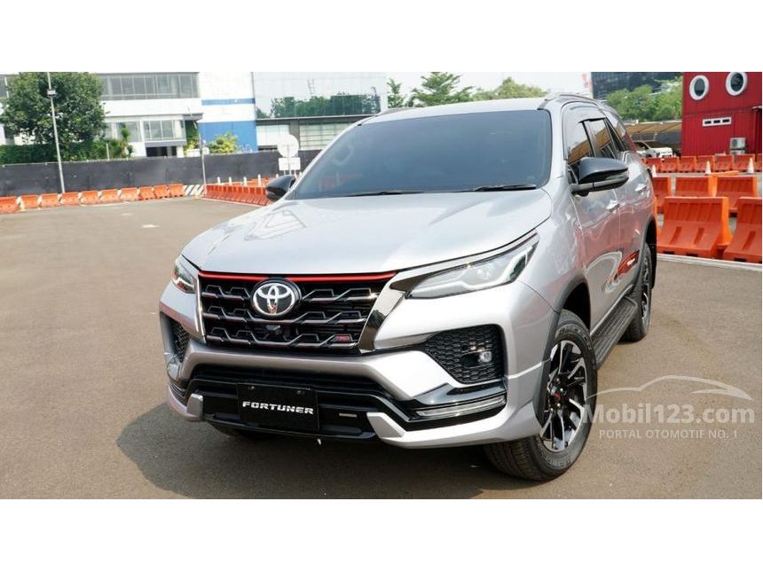 Jual Mobil Toyota Fortuner 2021 Vrz 2 4 Di Dki Jakarta Automatic Suv Silver Rp 558 400 000 7557353 Mobil123 