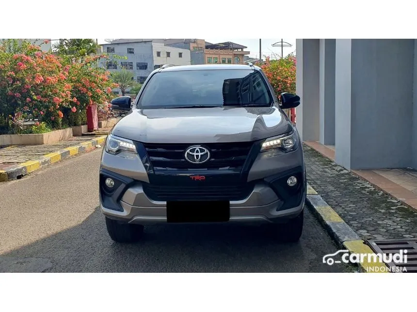 2018 Toyota Fortuner VRZ TRD 4X2 SUV