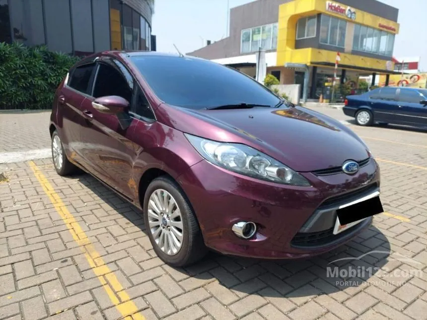 Jual Mobil Ford Fiesta 2013 Trend 1.4 di DKI Jakarta Automatic Hatchback Ungu Rp 78.500.000